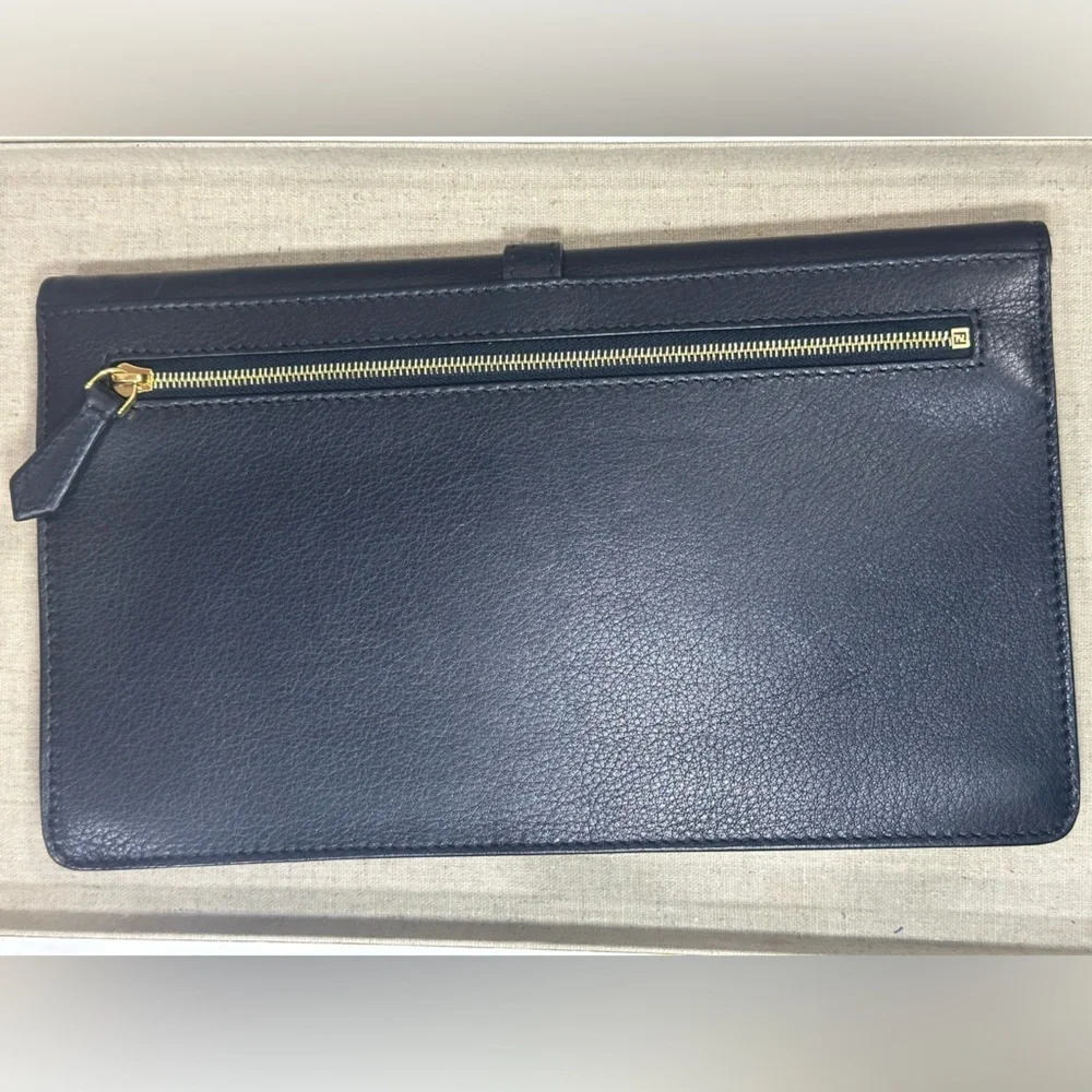 Fendi Leather‎ Clutch